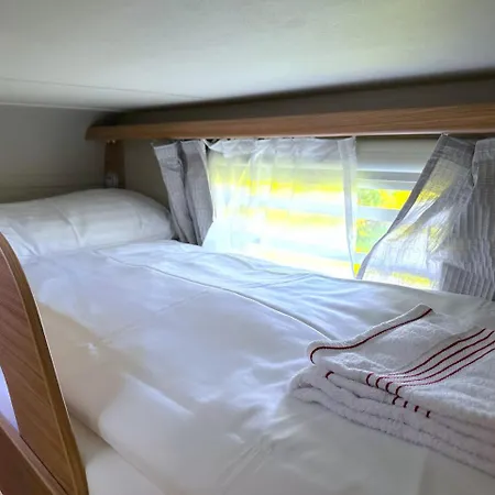 בית נופש Idyllic Farm With Scenic Views And Concierge By Swisshut זיגריזוויל