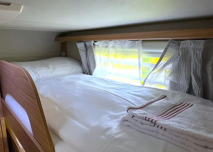 בית נופש Idyllic Farm With Scenic Views And Concierge By Swisshut זיגריזוויל